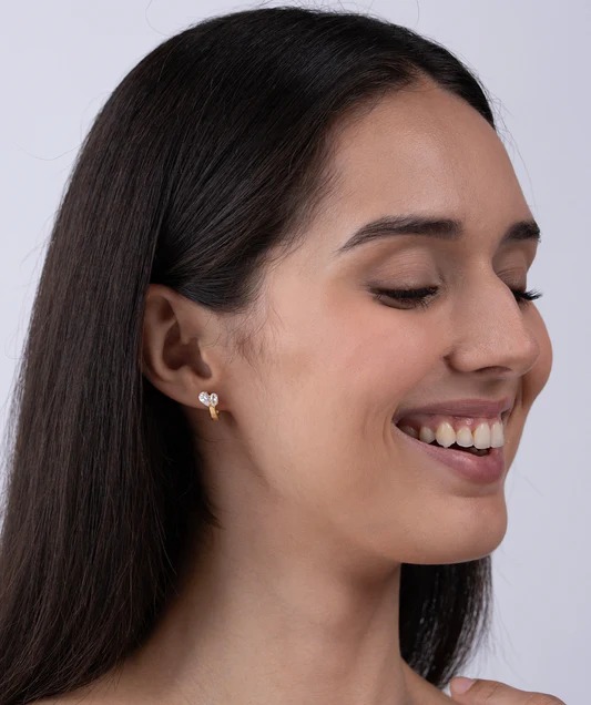 KYMEE 18K Gold Vermeil Jewelry Lifestyle